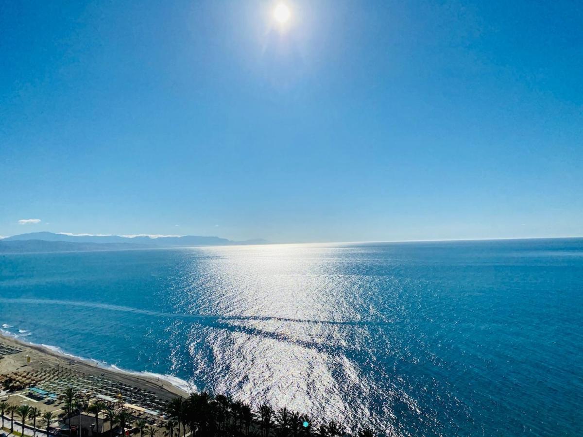 Апартаменты ¡Magnificas Vistas Al Mar! Piscina Y Wifi Gratis Торремолинос Экстерьер фото